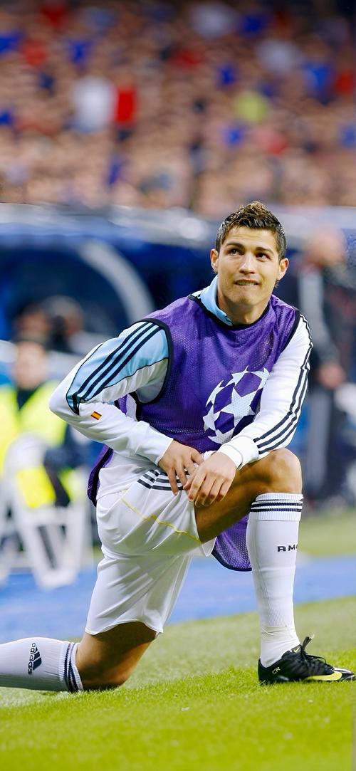 伯恩茅斯VS切尔西：黑马风暴对决蓝军豪门，活力球场生死博弈