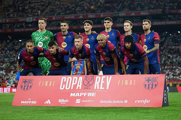 48支球队的世界杯，总感觉有点把大象装进冰箱里的意思。